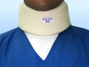 COLLAR THOMAS Cuello blando de thomas